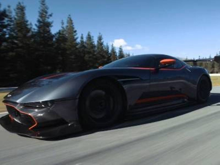 Aston Martin Vulcan սահմանափակ քանակությամբ մեքենան աճուրդի կհանեն