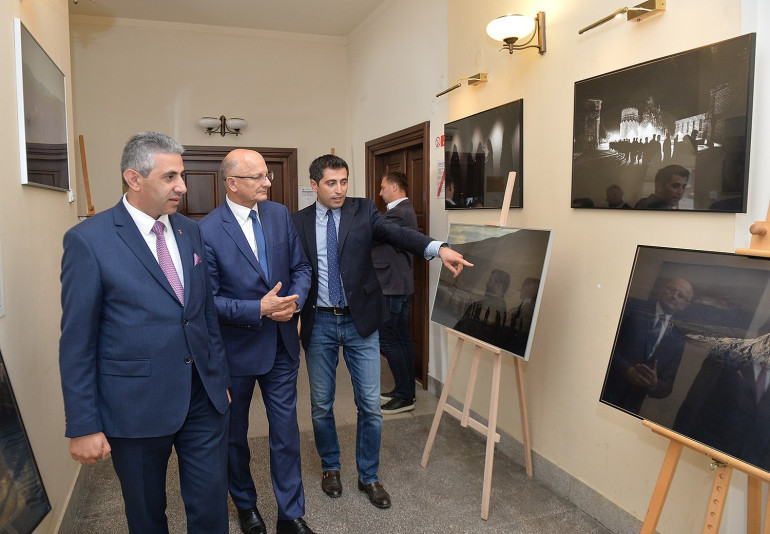 Լյուբլինում բացվել է Դավիթ Հակոբյանի լուսանկարչական աշխատանքների ցուցահանդեսը