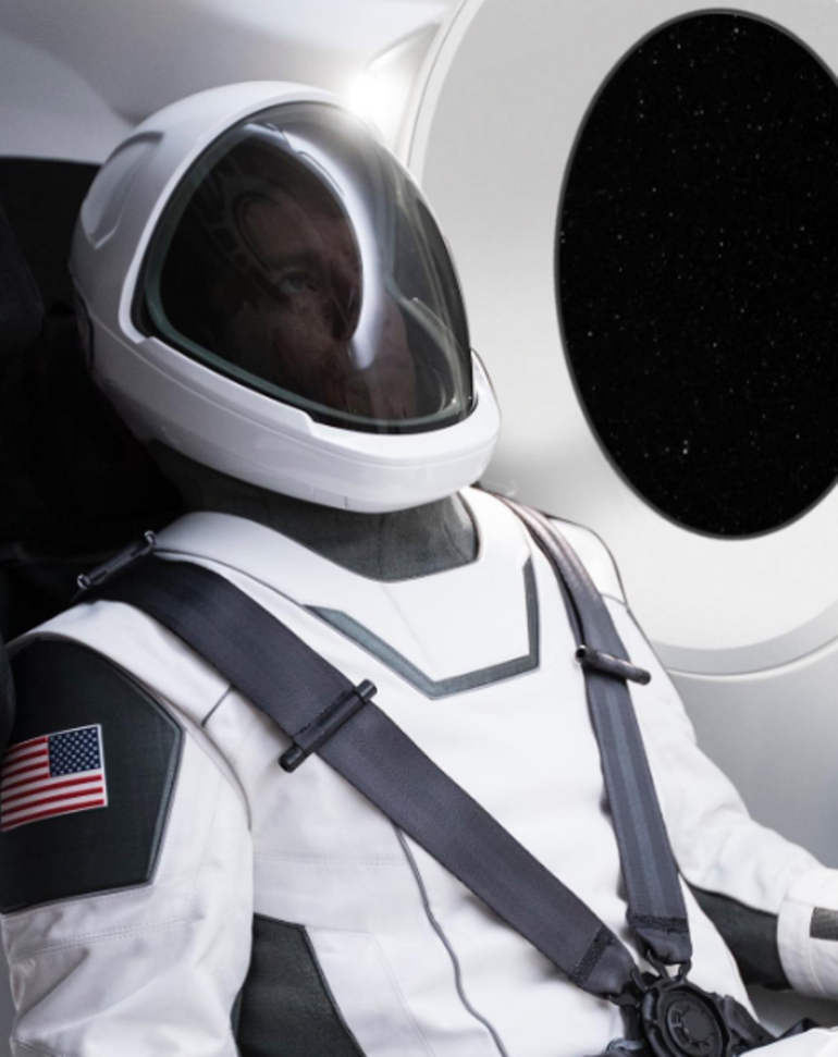 Ներկայացվել է SpaceX-ի առաջին սկաֆանդրը (լուսանկար)