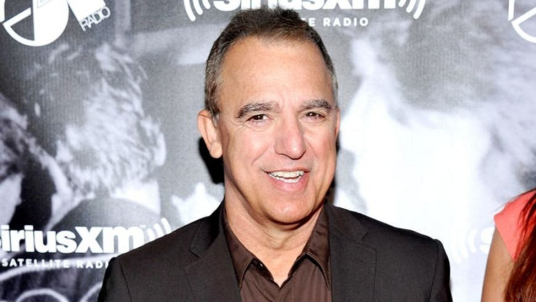 Actor Jay Thomas dies at 69
