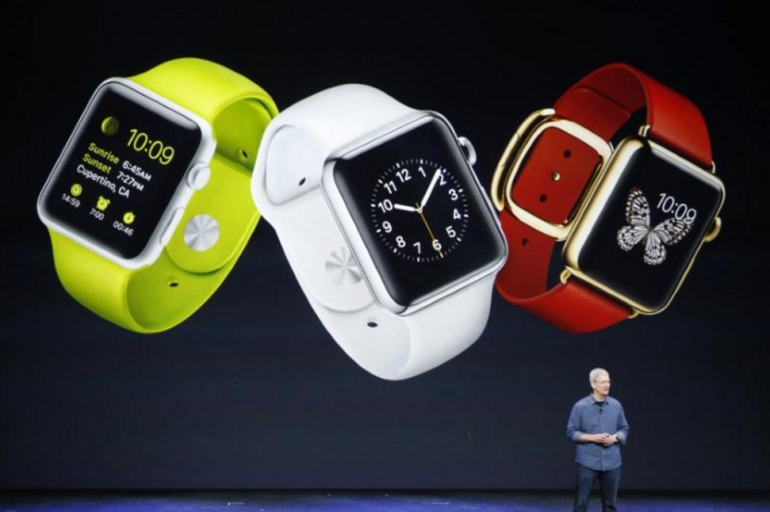 Apple concedes new smartwatch has connectivity glitch
 