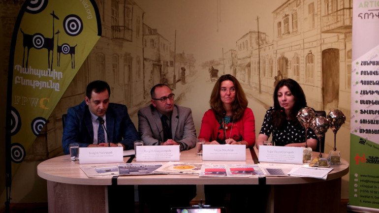 Ավագանու նիստի ընթացքում տեղի է ունեցել խուլիգանություն, Լևոն Իգիթյանին կամ պետք է պատժել կամ բուժել. Զարուհի Փոստանջյան