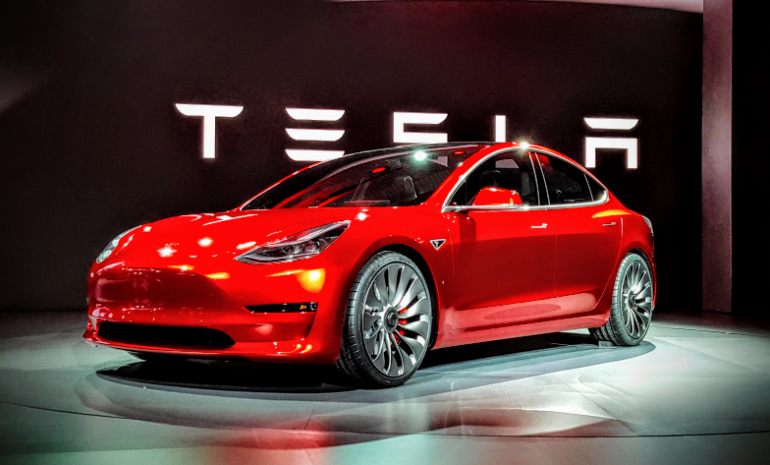 Tesla закончила третий квартал с рекордным убытком