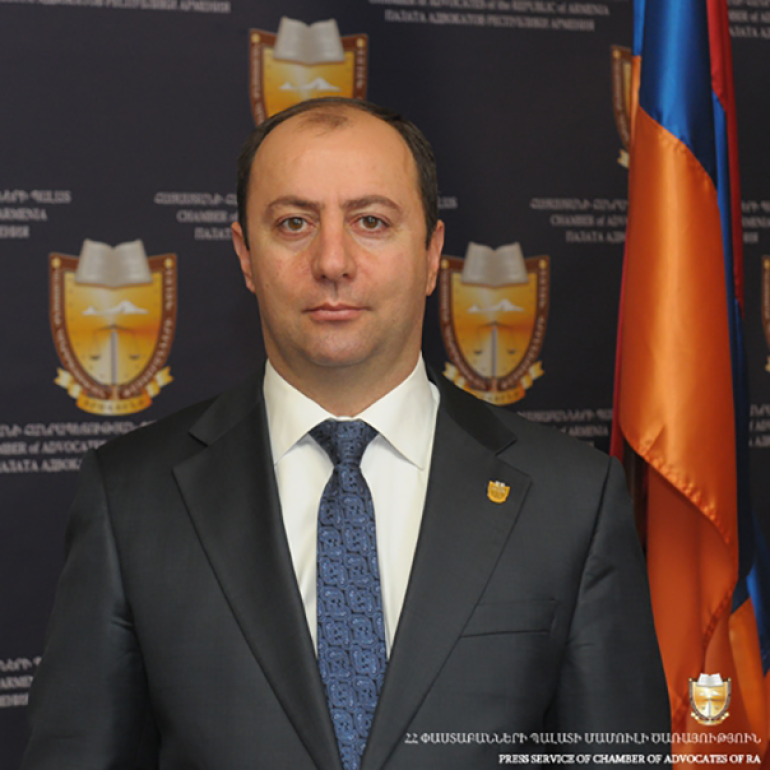 Մեղադրողի ու դատարանի դերը խառնում եք, հուշում եք վկաներին. Անդրիաս Ղուկասյանի պաշտպանը՝ դատավորին