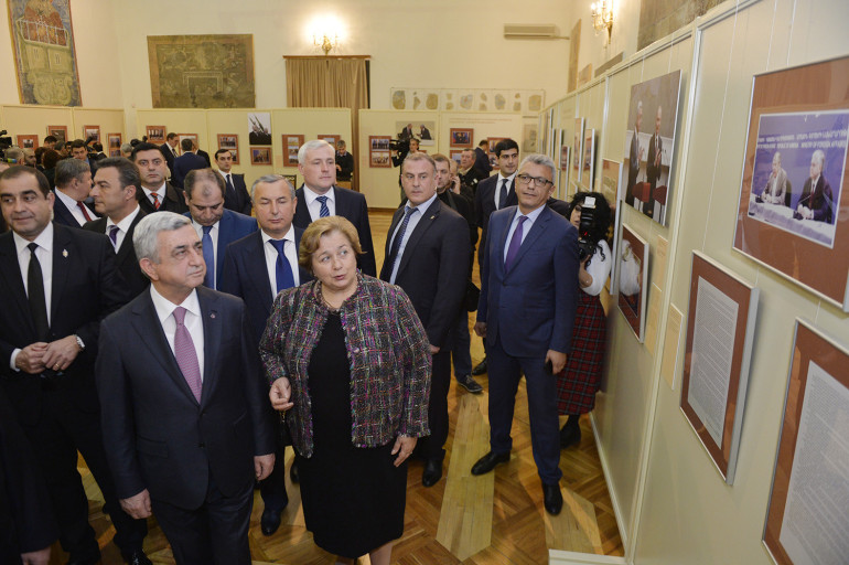 Նախագահը ներկա է գտնվել «Հայաստան-Ռուսաստան. բարեկամություն՝ կոփված դարերով» պատմավավերագրական ցուցահանդեսի բացմանը