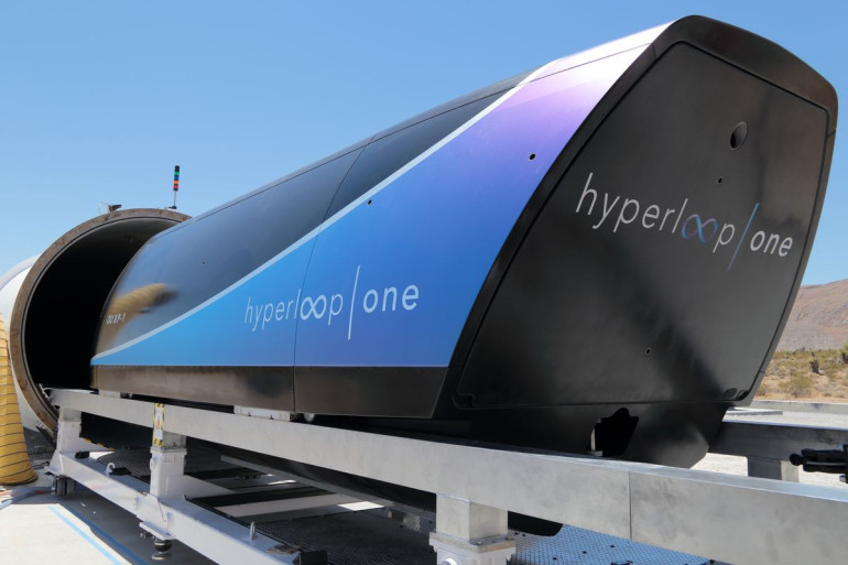 Капсула Hyperloop поставила новый рекорд скорости