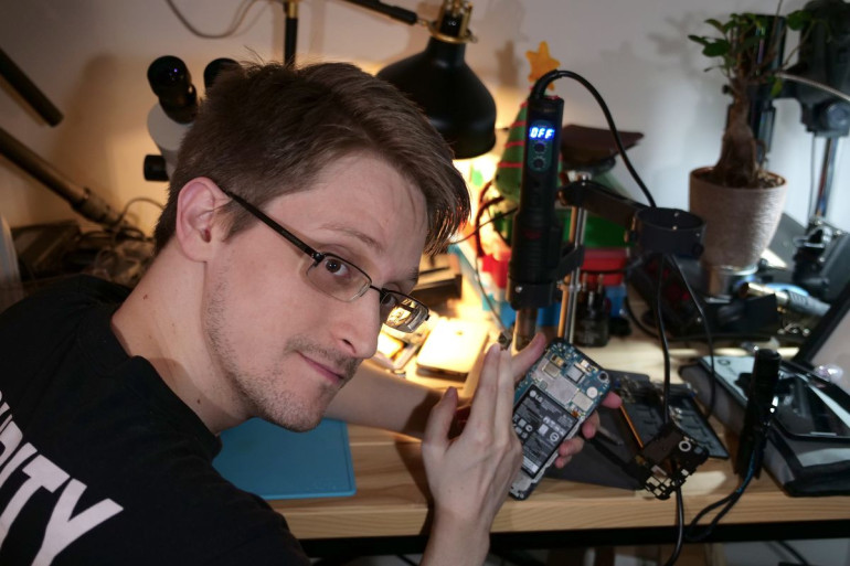 Snowden’s new app turns any Android phone into a surveillance system