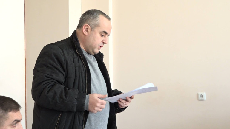 Արա Զոհրաբյանի դիպլոմն անվավեր ճանաչելու գործով ԿԳՆ-ն, ՊՆ-ն և Արա Զոհրաբյանը չէին ներկայացել նիստին՝ միջնորդելով վեճը լուծել առանց իրենց ներկայության (տեսանյութ) Արա Զոհրաբյանի դիպլոմն անվավեր ճանաչելու գործով ԿԳՆ-ն, ՊՆ-ն և Արա Զոհրաբյանը չէին ներկայացել նիստին՝ միջնորդելով վեճը լուծել առանց իրենց ներկայության (տեսանյութ)