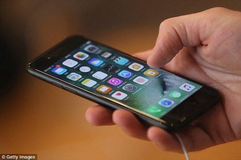 iOS bug that displays an Indian character can crash iPhones and disable access to iMessages and WhatsApp