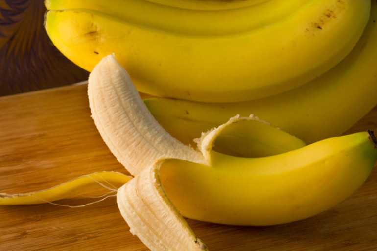 Japanese farmers invent edible banana skin