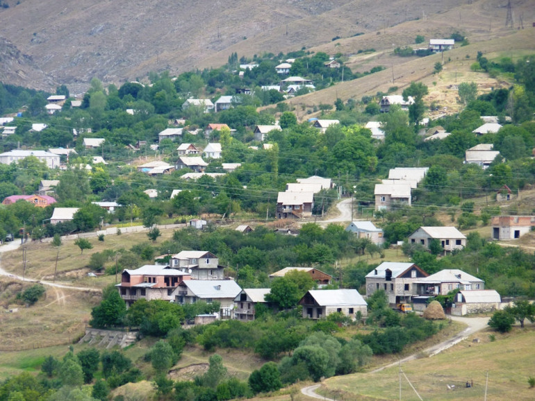 Տավուշում ադրբեջանական զինուժը կրակ է բացել դիրքերի ու գյուղերի ուղղությամբ. նշանակալի վնասներ չեն եղել Տավուշում ադրբեջանական զինուժը կրակ է բացել դիրքերի ու գյուղերի ուղղությամբ. նշանակալի վնասներ չեն եղել
