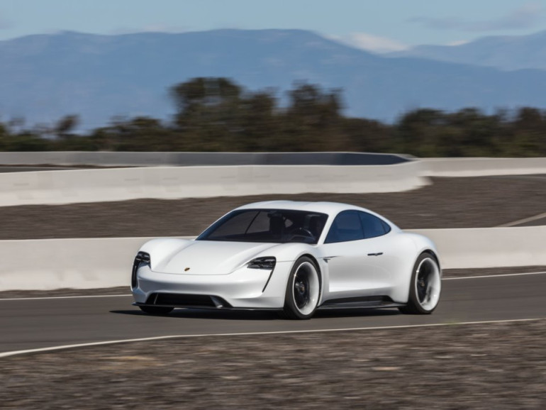 Porsche-ն պնդում է, որ իր առաջին էլեկտրամեքենան  կմրցակցի և կգերազանցի Tesla Model S-ին (լուսանկարներ)