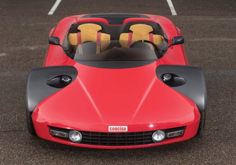 Ferrari-ի ամենատարօրինակ մոդելներից մեկը վաճառքի կհանվի (լուսանկարներ)