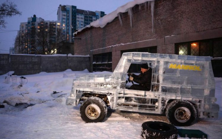 Ռուս բլոգերը սառույցից Mercedes G-Class-ի կրկնօրինակն է հավաքել, որը հնարավոր է գործի գցել (տեսանյութ)