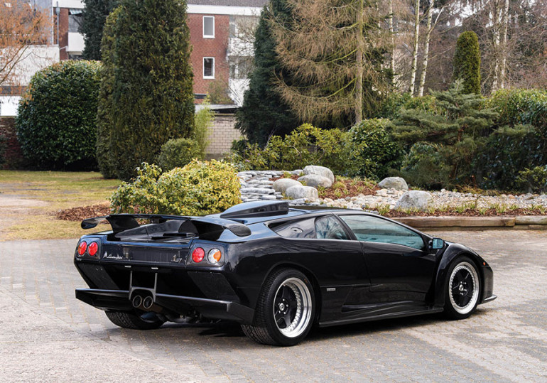 Աճուրդի է հանվել Lamborghini Diablo մոդելի «ամենավայրի» տարբերակը (լուսանկար)