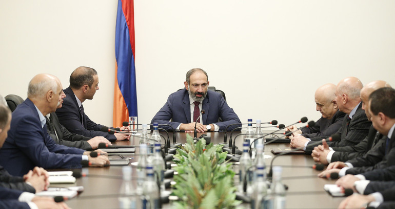 Nikol Pashinyan introduces new chief of National Security Council
