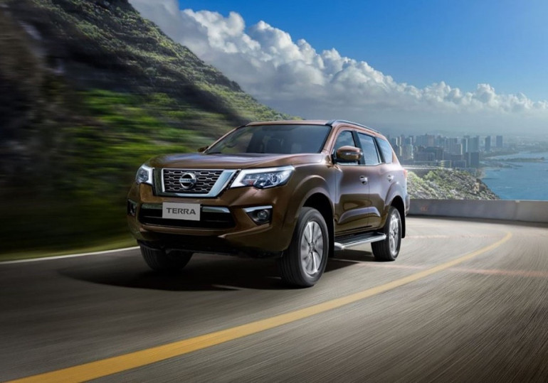 Новый рамный внедорожник Nissan стал семиместным и получил дизель