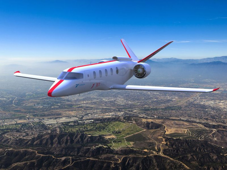 Boeing-backed startup lands JetSuite for electric plane's debut