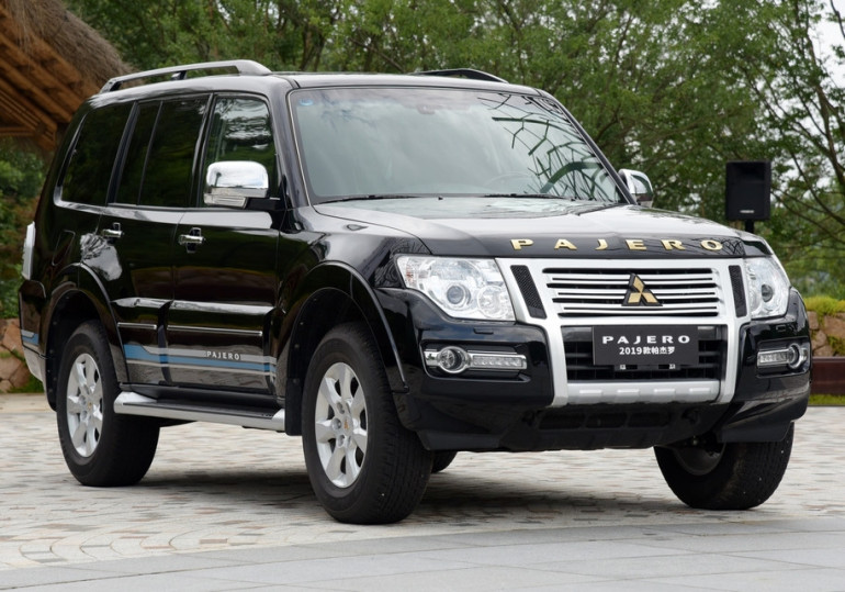Mitsubishi-ն թարմացրել է Pajero ամենագնացը (լուսանկարներ)