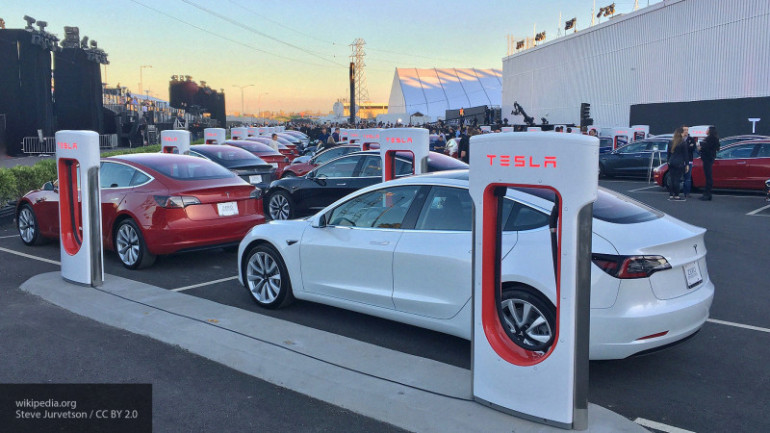 Глава Tesla заявил о намерении увеличить объемы выпуска Model 3 до 6 тыс. в неделю