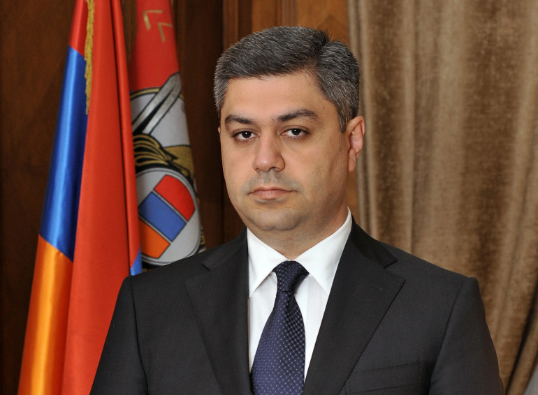 ՀՖՖ նախագահի պաշտոնում առաջադրվելու մասին hարցը քննարկելու կարիք ունի, որից հետո ԱԱԾ տնօրենը կհայտնի իր դիրքորոշումը. ԱԱԾ