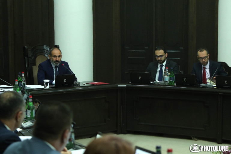 Բարեփոխումները չպետք է լինեն հապշտապ, Հարկային օրենսգրքի փոփոխությունների շուրջ պետք է հանրության հետ երկխոսություն սկսել. Նիկոլ Փաշինյան Բարեփոխումները չպետք է լինեն հապշտապ, Հարկային օրենսգրքի փոփոխությունների շուրջ պետք է հանրության հետ երկխոսություն սկսել. Նիկոլ Փաշինյան