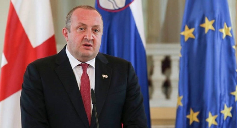 Կանադացի մասնագետները ճկուն սենսորային էկրանի նախատիպ են ներկայացրել (լուսանկարներ, տեսանյութ)