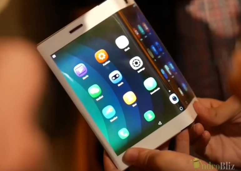 Samsung в ноябре представит смартфон-раскладушку Galaxy X