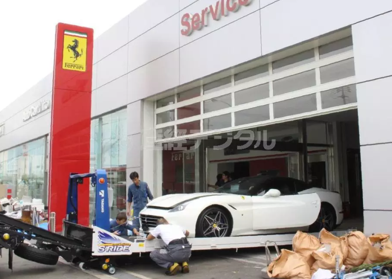 Ճապոնիայում «Ջեբի» թայֆունը 51 Ferrari սուպերքար է վնասել