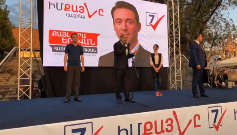 «Ադրբեջանը պետք է իմանա, որ Հայաստանի հետ հնարավոր չէ խոսել սպառնալիքների լեզվով». Նիկոլ Փաշինյանի հարցազրույցը «Կոմերսանտ»-ին