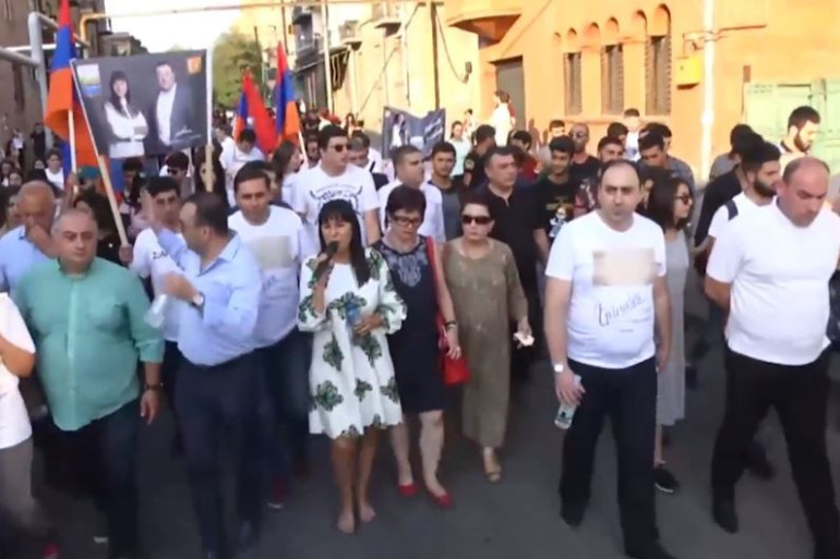 Արփինե Հովհաննիսյանը, չսպասելով, որ հաստատվի՝ ձայնագրությունն իրական է, թե ոչ, արդեն ԵԽԽՎ-ում ասել է, որ նման բան կա. Ա. Սիմոնյան