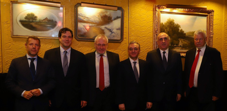 Նյու Յորքում տեղի է ունեցել Հայաստանի և Ադրբեջանի արտգործնախարարների հանդիպումը. կողմերը պայմանավորվել են շարունակել երկխոսությունը Նյու Յորքում տեղի է ունեցել Հայաստանի և Ադրբեջանի արտգործնախարարների հանդիպումը. կողմերը պայմանավորվել են շարունակել երկխոսությունը