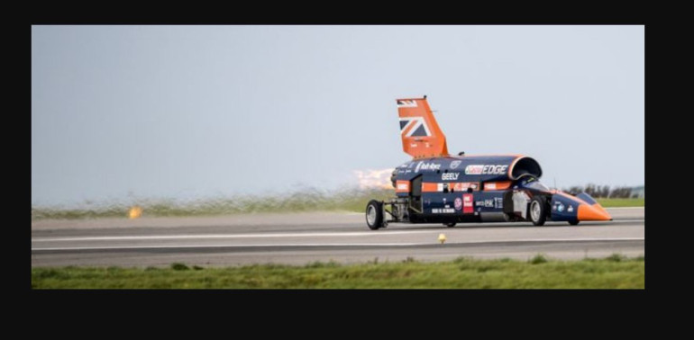 Bloodhound 1,000mph car goes into administration