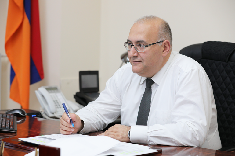 «Երևանի ՋԷԿ-ի» պարտքը «Գազպրոմ Արմենիային» 15 մլրդ դրամ է. հնարավոր է՝ պարտքը մարվի գազատարի վաճառքի ձևակերպմամբ, իսկ գազի սակագնի հարցը քննարկվում է. էներգետիկայի նախարարի պաշտոնակատար «Երևանի ՋԷԿ-ի» պարտքը «Գազպրոմ Արմենիային» 15 մլրդ դրամ է. հնարավոր է՝ պարտքը մարվի գազատարի վաճառքի ձևակերպմամբ, իսկ գազի սակագնի հարցը քննարկվում է. էներգետիկայի նախարարի պաշտոնակատար