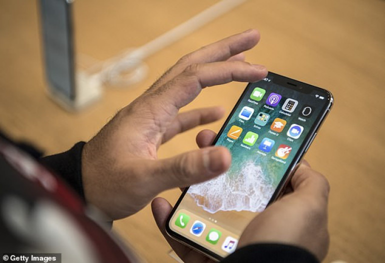Apple-ը դանդաղեցնում է iPhone X-ի, iPhone 8-ի և iPhone 8 Plus-ի աշխատանքը. Daily Mail