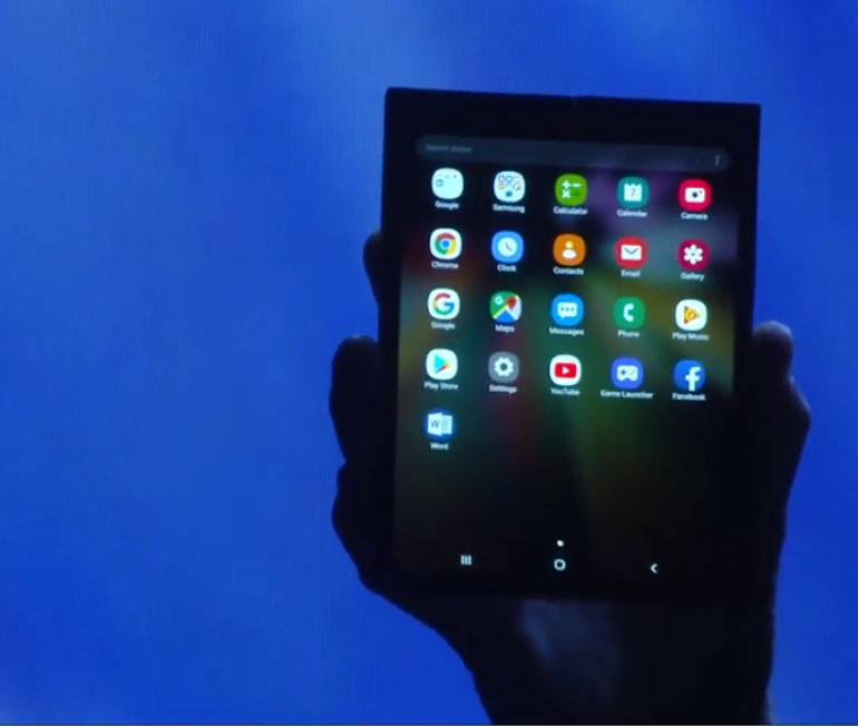 Samsung unveils folding smartphone