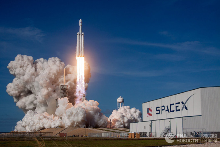 ԱՄՆ Կապի հանձնաժողովը թույլատրել է SpaceX-ին արբանյակներ արձակել տիեզերք