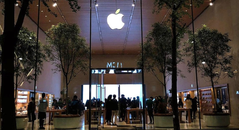 Փարիզում բողոքի ակցիա է անցկացվել Apple-ի նոր խանութի բացման դեմ