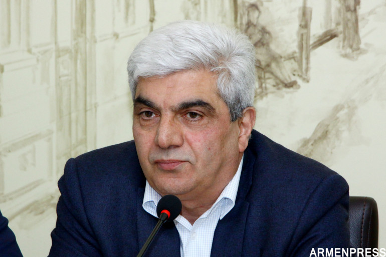 Քաղաքական դաշտում բոլորը պետք է խելոքանան, մենք կկանխենք կառավարության անդամների «ափռ-ցփռ» խոսելը. Ստեփան Գրիգորյան Քաղաքական դաշտում բոլորը պետք է խելոքանան, մենք կկանխենք կառավարության անդամների «ափռ-ցփռ» խոսելը. Ստեփան Գրիգորյան