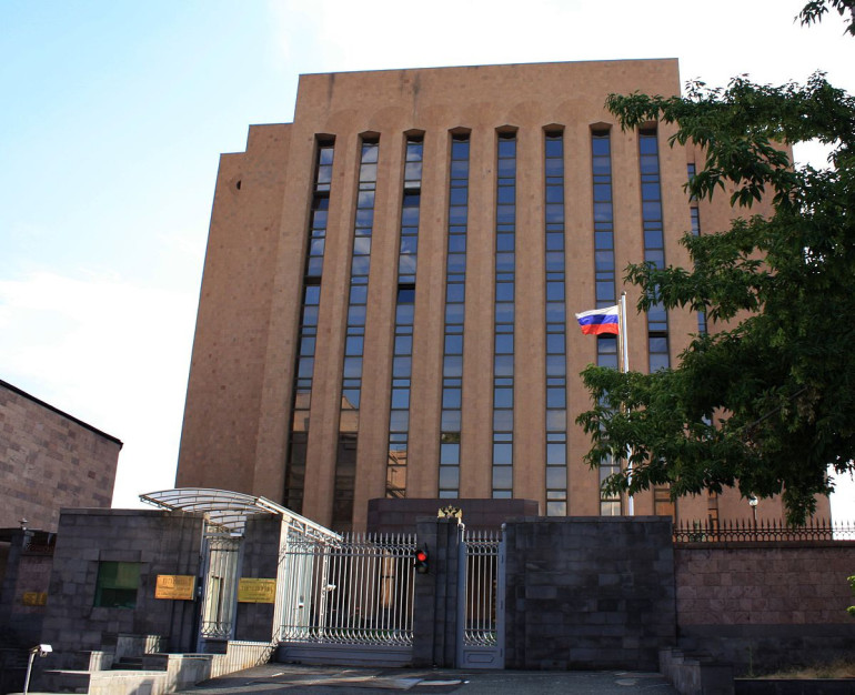 Призываем не политизировать инцидент в Гюмри с участием военнослужащего российской военной базы – посольство РФ в Армении Призываем не политизировать инцидент в Гюмри с участием военнослужащего российской военной базы – посольство РФ в Армении