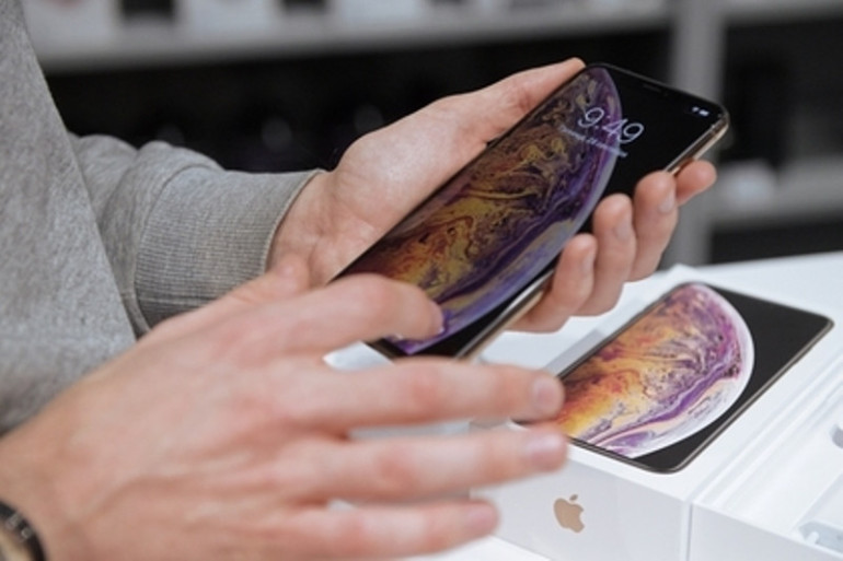 Apple-ին կասկածում են iPhone X-ի մասին տեղեկությունները կեղծելու մեջ