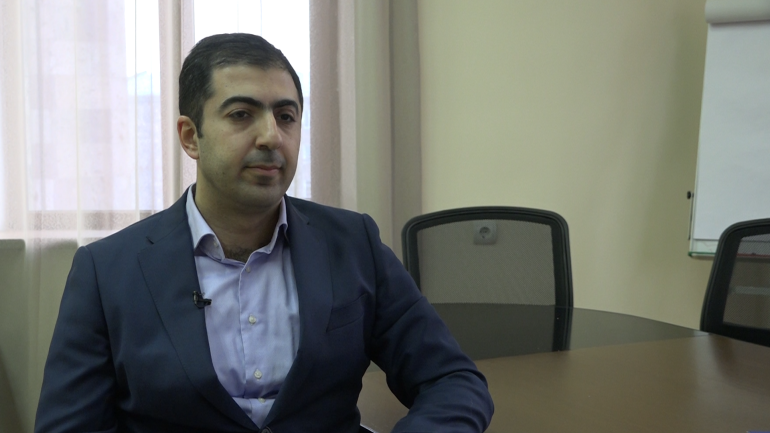 Ռոբերտ Քոչարյանի և նույն հոդվածով մեղադրվողների մասով գործը կարճվելու բոլոր հիմքերը կան. Արամ Օրբելյան (տեսանյութ)