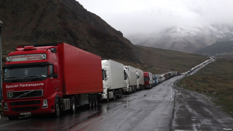 Ստեփանծմինդա – Լարս ավտոճանապարհը փակ է տրանսպորտային բոլոր միջոցների համար Ստեփանծմինդա – Լարս ավտոճանապարհը փակ է տրանսպորտային բոլոր միջոցների համար