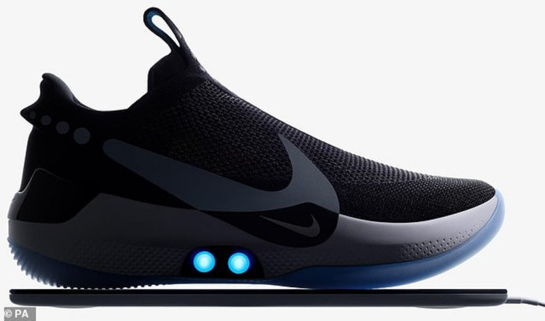 Nike-ը քուղերն ինքնուրույն կապող, հավելվածով կառավարվող մարզակոշիկներ է ներկայացրել (լուսանկարներ, տեսանյութ)