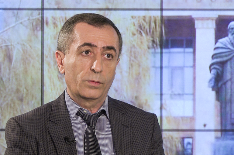 Руководство страны на каждом шагу заявляет, что ценит науку, но при этом сотни ученых в Армении останутся без работы – Арам Саарян