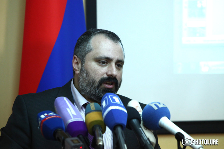 Ահաբեկիչ երկիրը բացեիբաց հայտարարում է` ինչ է իր բուն նպատակը. հայոց պետականության կործանումն է. Դավիթ Բաբայանը` Ալիևի հայտարարությունների մասին Ահաբեկիչ երկիրը բացեիբաց հայտարարում է` ինչ է իր բուն նպատակը. հայոց պետականության կործանումն է. Դավիթ Բաբայանը` Ալիևի հայտարարությունների մասին
