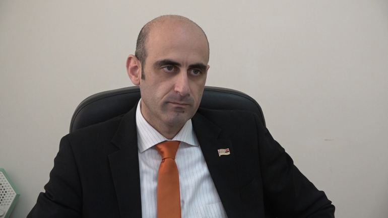 Անհրաժեշտ է եղած գումարներն արդյունավետ ծախսել, որովհետև հատկացվում են միլիարդավոր դրամներ, որոնք փոշիանում են․ Նարեկ Զեյնալյան (տեսանյութ) Անհրաժեշտ է եղած գումարներն արդյունավետ ծախսել, որովհետև հատկացվում են միլիարդավոր դրամներ, որոնք փոշիանում են․ Նարեկ Զեյնալյան (տեսանյութ)