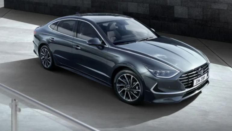 Hyundai показал, какой будет новая Sonata