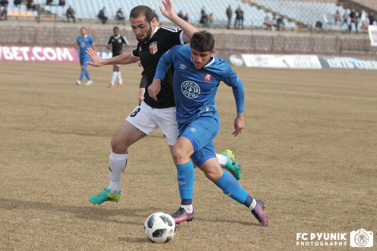«Փյունիկը» Գյումրիում հաղթեց «Շիրակին» ու վերադարձավ 3-րդ հորիզոնական (տեսանյութ)