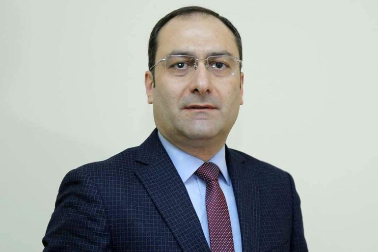 Սուպերվարչապետական տերմինն իրավական չէ, սա խորհրդարանական կառավարում է․ Արտակ Զեյնալյան (տեսանյութ) Սուպերվարչապետական տերմինն իրավական չէ, սա խորհրդարանական կառավարում է․ Արտակ Զեյնալյան (տեսանյութ)